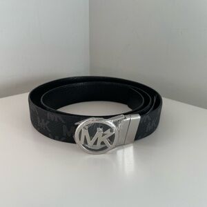 Michael Kors Logo Belt | Size Large | Reversible Nwt